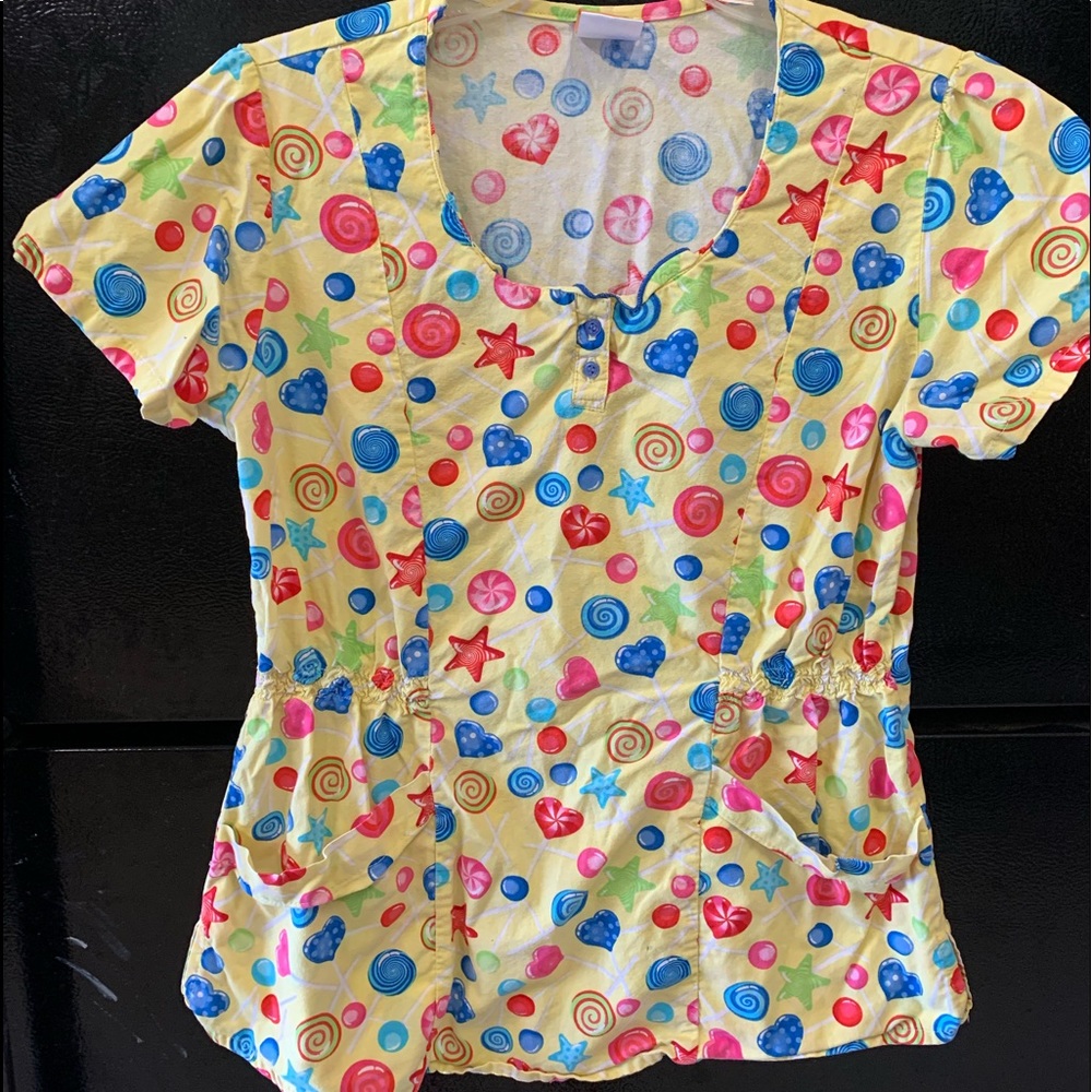 Scrub top